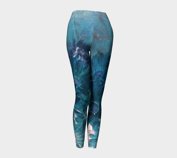 Daisy Glow Leggings, Unique Floral Printed Tights For Women, Blue Daisy Flower Abstract by Dawn Mercer Designer Wear