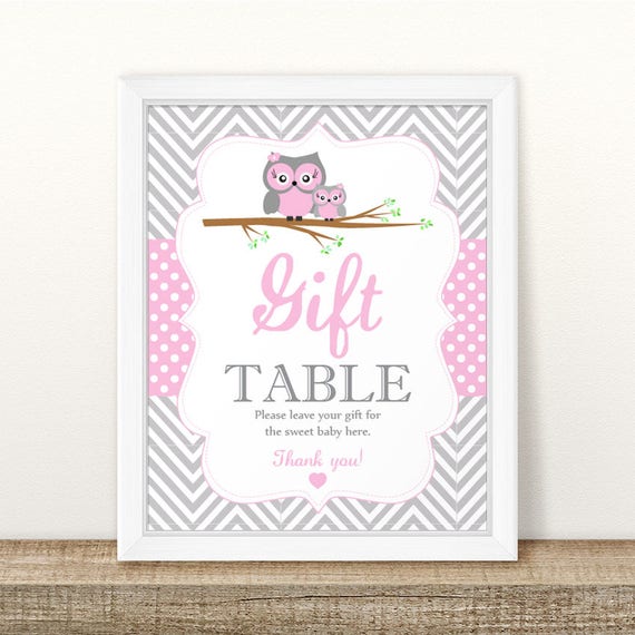 baby shower gift table