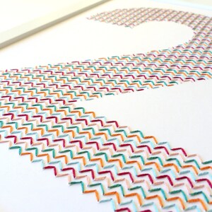 Cartón bordado a mano número 2 zigzag multicolor.number.personalized decoration.cipher décoratif.design graphic.modern decoration imagen 6