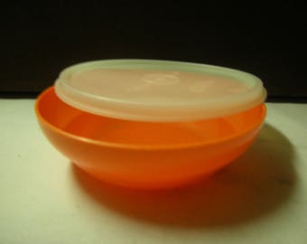 vtge tupperware-orange bowl-kitchen storage-container with lid-bowl-kitchen and dining-house ware=