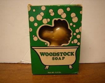 vtge woodstock soap-3.5 oz bar-original box-creative specialties-bathroom decor-memorabilia-kitsch-