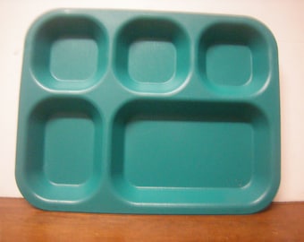 4 vtge lunch tray-Cambro trays-crafts supplies trays-home and living-kitchen and dining-serving trays-5 compartments-