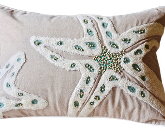 Zeesterkussen met kralen: crèmekleurige katoenen sierkussenhoes