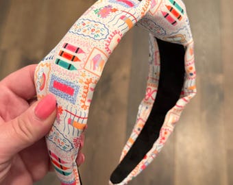 Schule und Lehrer Top Knot Stirnband | Lehrer Geschenk
