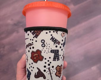 Funda de neopreno para bebidas Wizard Houses / Mediana/Venti