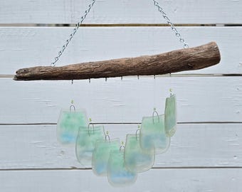 Küsten Treibholz Windspiel mit Seeglas Inspiriert Blau Grün Glastropfen | Handgemachte Strand Haus Porch Decor