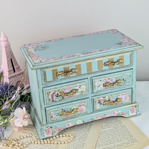 Girls Painted Jewelry Box, Upcycled Vintage Jewelry Box, Jewelry Chest, Jewelry Organizer, Mint Green Jewelry Amoire, French Country Decor