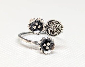 Silver Flower Ring, Handcrafted Sterling Silver Flower Ring, Silver Leaf Ring, Leaf and Flower Ring, Silver Branch Ring