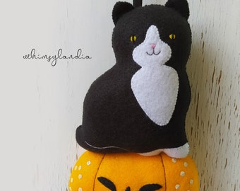 READY TO SHIP Halloween Decor Felt Tuxedo Cat on Pumpkin Ornament, Collectible Hanging mobile for Autumn Fall Decoration