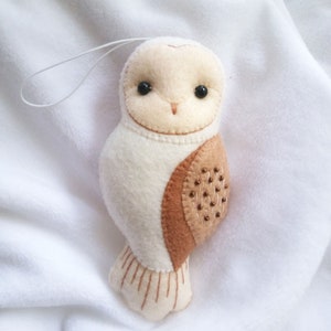 Barn Owl Felt Ornament Winter Holiday Themed Decoration, Collectible Felt Animals, Baby Nursery Owl Decor