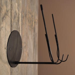 Wall Display metal mount for flat masks/no hole