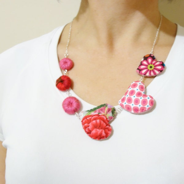 Hot Pink Textile Necklace. Fabric Hearts and Yarn Beads. Raspberry Fiber Necklace. Mixed Media Necklace.