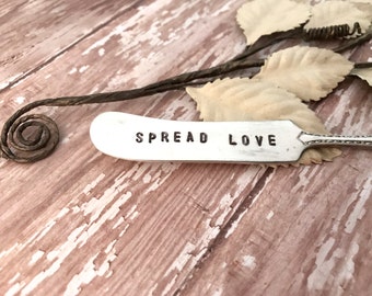 Cheese knives, handstamped knives, "Spread Love" cheese spreaders, Holiday sayings, Neighbor gifts, Perfect for holiday parties,