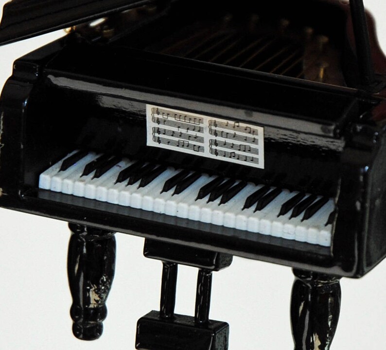 Grand Piano