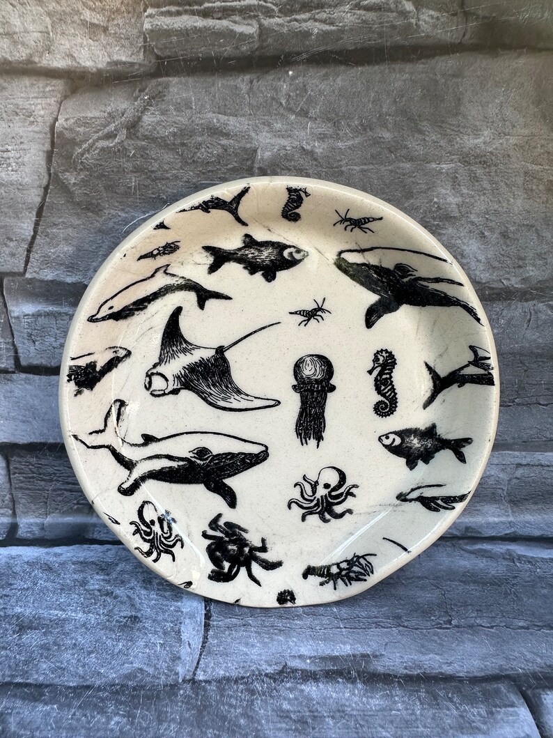 No. 1 Black Fish Spoon Rest