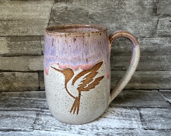 No 4 - Tasse en poterie rose, tasse colibri, tasse colibri blanc, tasse à café oiseau, tasse à café faite main, tasse à café animal, fabriquée en NC