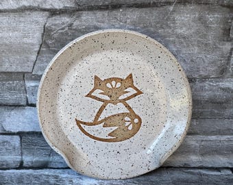 Fox spoon rest, foxy spoon rest, white fox spoon rest, spoon holder, woodland spoon rest, made in NC