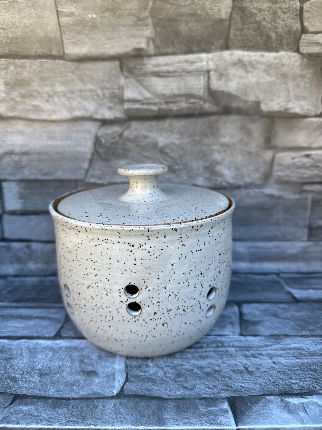 No 32 Garlic Jar Pottery Garlic Jar Garlic Keeper Lidded Etsy