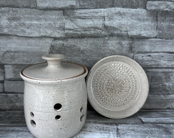 No 11 - Garlic jar and grater, pottery garlic jar, garlic keeper, garlic jar and grater combo, potpourri canister, ceramic jar, made in NC