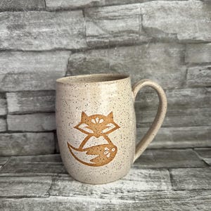 Taza de cerámica, taza de zorro, taza blanca, taza de zorro, taza de café de zorro blanco, taza de zorro negro, taza de té de zorro, taza de café de animal, hecha en Carolina del Norte