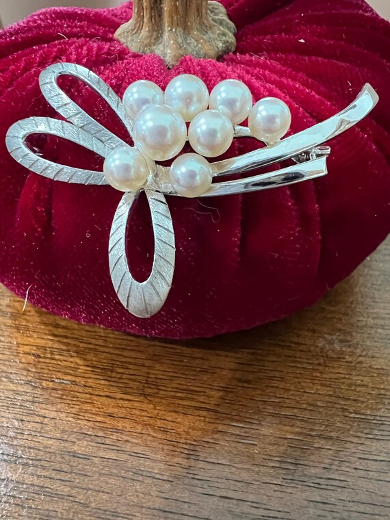 Vintage Sterling Mikimoto Pearl Brooch