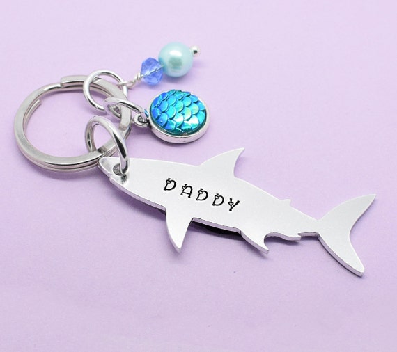 daddy shark keyring