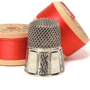 Antique Sterling Thimble Size 9, Victorian Aesthetic Bright Cut Engraved Panels, Seamstress Gift, Marked STG