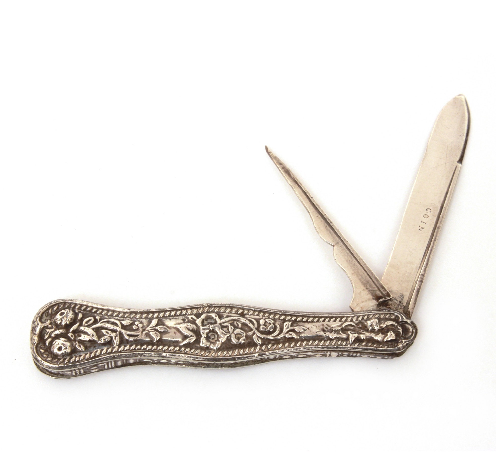 Incredible Antique Folding Fruit Knife Collection, 18th-20th Century at  1stDibs