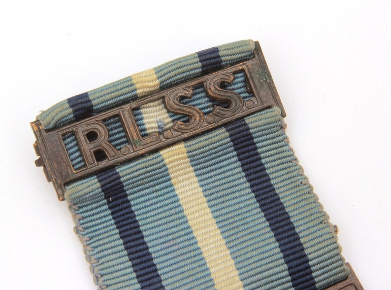 Royal Life Saving Society Bronze Medal Boating Life Saver Medal 1944