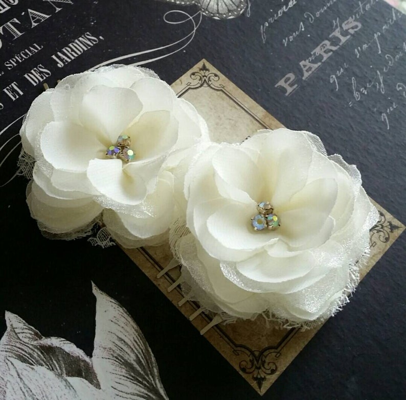 Ivory Flower Hair Comb Flower For Hair Bridal Hair Etsy