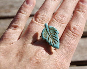 Turquoise Leaf Ring, Adjustable Silver Rings, Multi finger Ring, Turquoise Leaf Ring, Turquoise Ring, Howlite Ring
