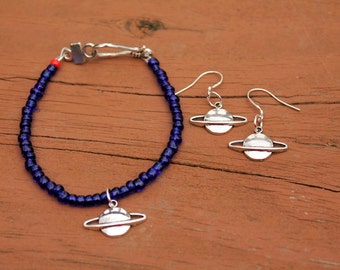 Planet Saturn Bracelet and Earring Set, Silver Planet Saturn Space Earrings, Space Earrings, Saturn, Blue, Set of Jewlery, Space Set, Planet