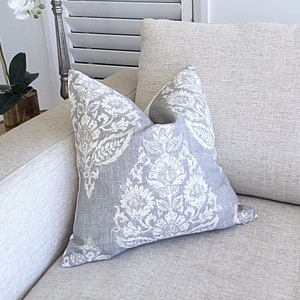 Graue Damast Kissen, grau Damast Kissen, Cover nur. Damast Design Kissenbezug. Graue Dekor, Wohnkultur, Lounge dekorative Kissen