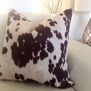 Faux Cowhide Print Cushion Cover: Velvety Brown Decorative Pillow