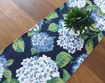 Table Runner, Floral Table Runner, Hydrangea Table Runner, Home Decor. Summer Wind.