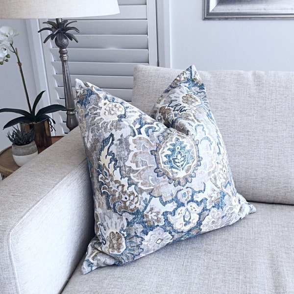 Damask Cushion Cover, Damask Pillow Cover, Boho Style Cushion, Boho Pillow, Ikat Cushion, Ikat Pillow Cover, Natural
