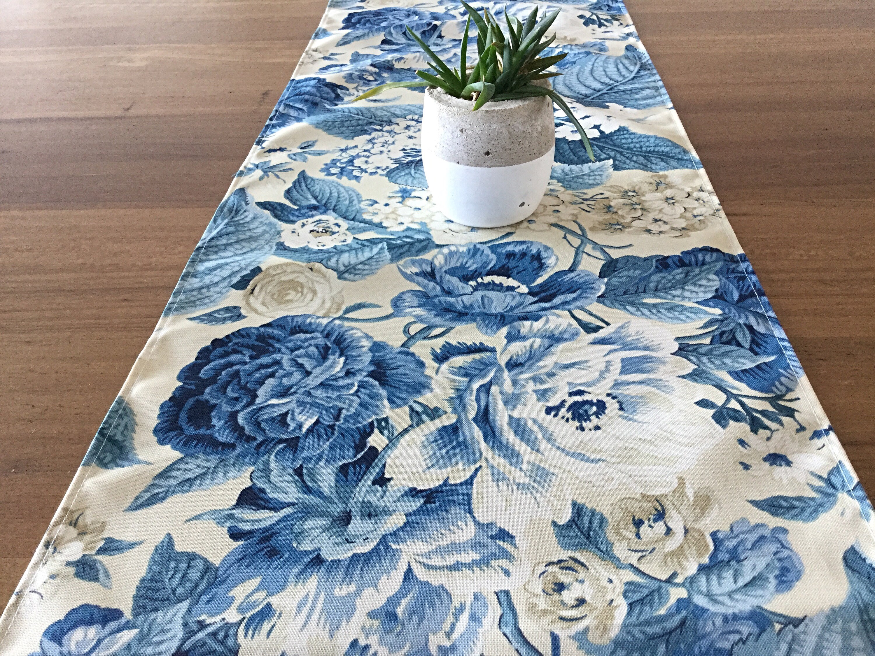 Table Runner Hampton's Style Indoor/Outdoor Table Runner. Etsy