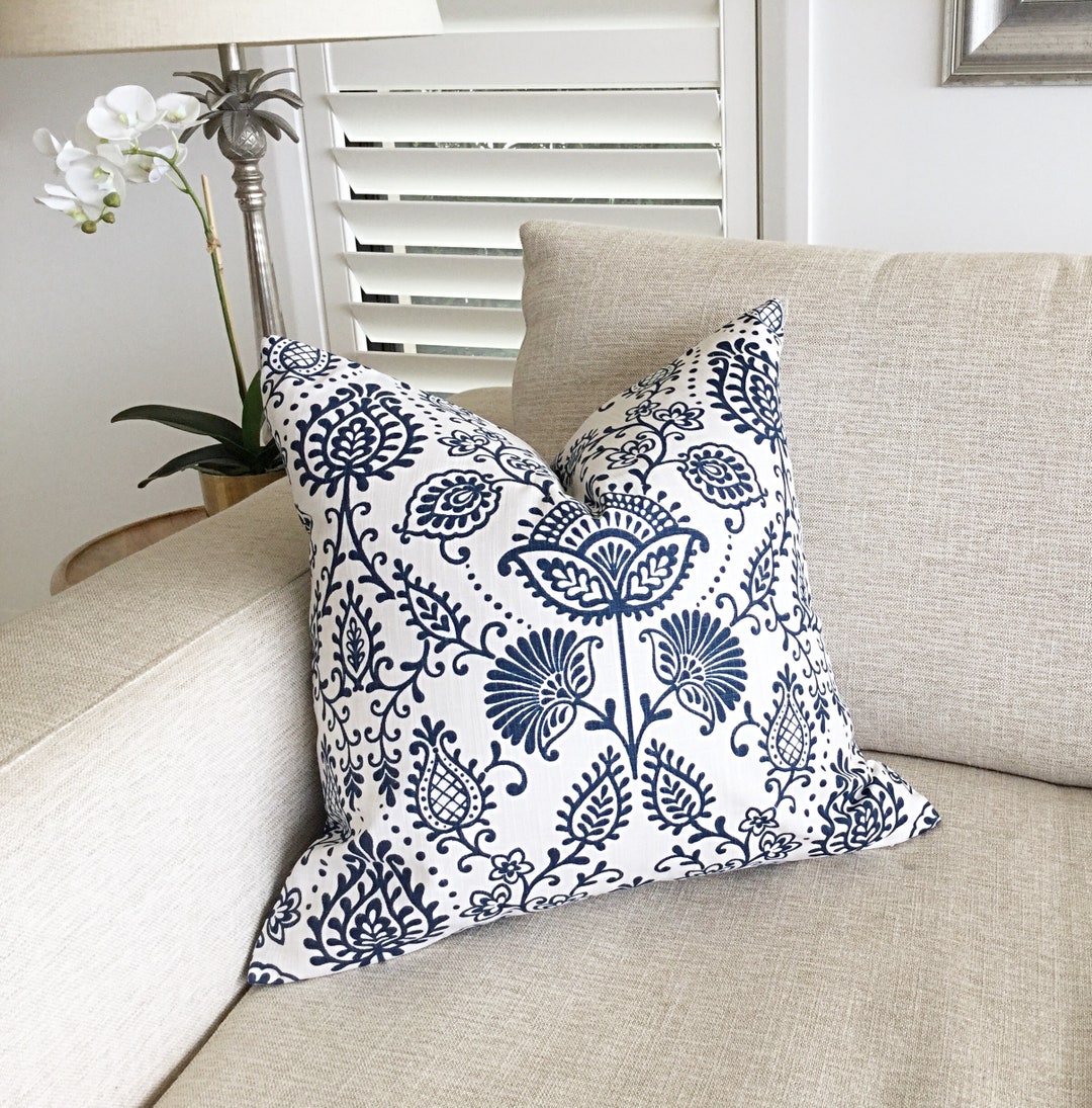 イタリア製デニムクッションカバー：ネイビーブルーダマスク