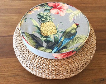 Chair Pad, Round Seat Pads, Chair Cushion, Outdoor Cushions, Outdoor Pillows Beach Bounty Tropical Chair Pad, Tommy Bahama Fabric Chair Pads