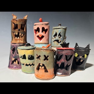 Handmade Cozy Collectible Ceramic Halloween Jack-o-lantern LED night light place setting window decoration