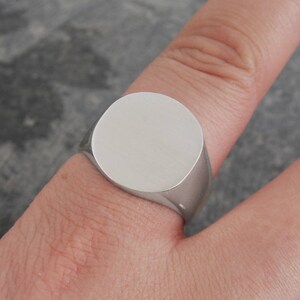 Sterling Silver Round Signet Ring for Men and Women