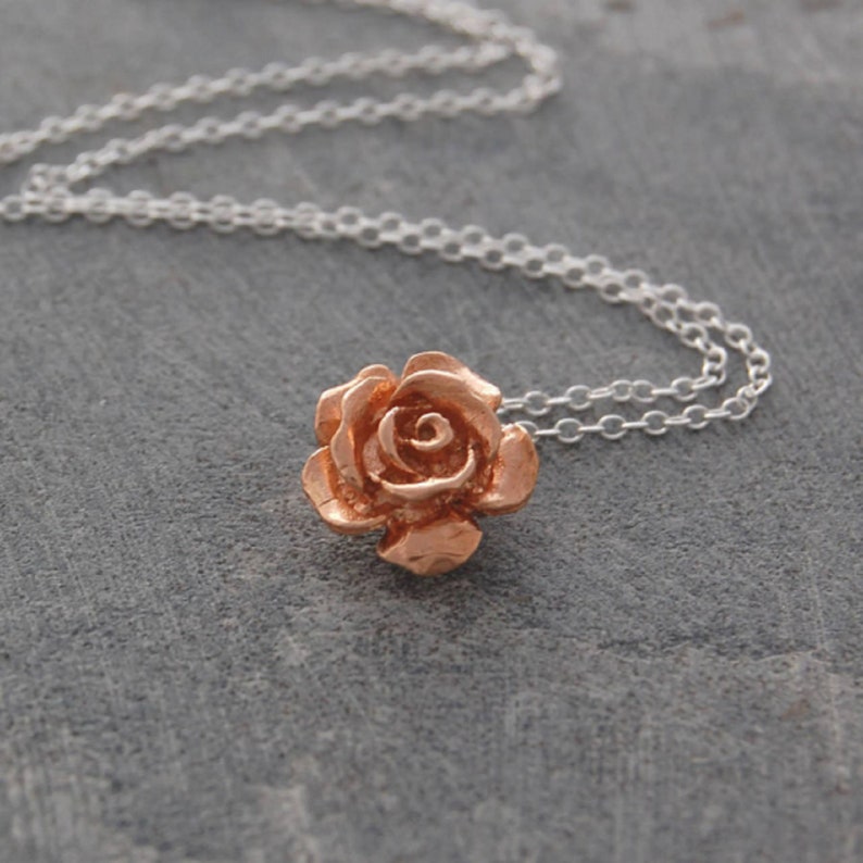 Rose Gold Flower Pendant Necklace for Women