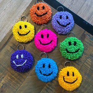 Custom happy key ring, personalised chunky key chain, bag decoration, punch needle accessory, y2k aesthetic, smiling face image 1