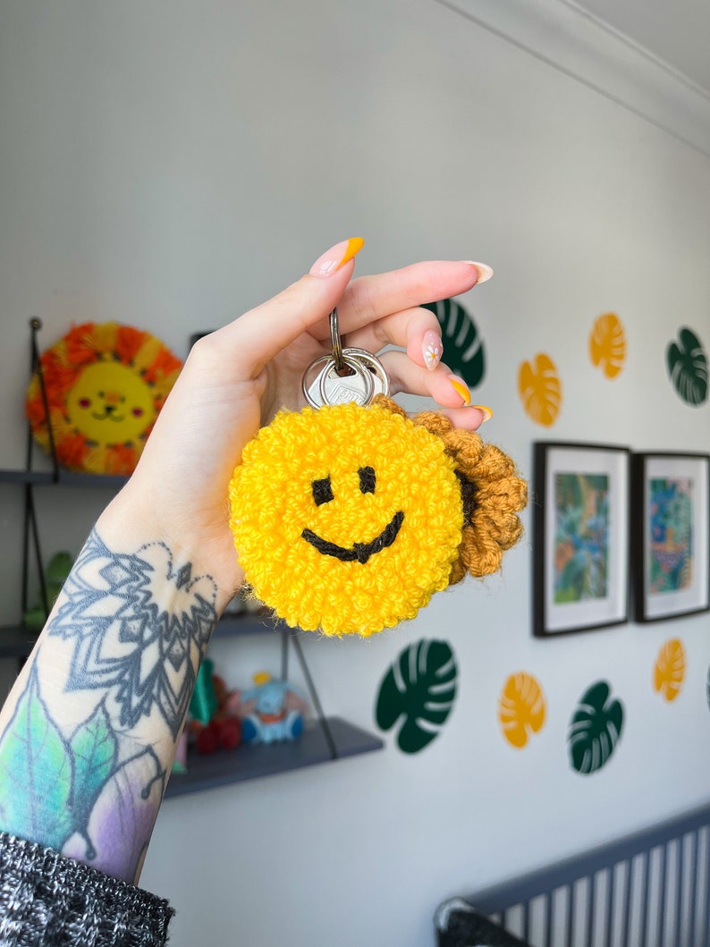 Custom happy sad key ring, personalised chunky key chain, bag decoration, punch needle accessory, y2k aesthetic, smiley face image 6