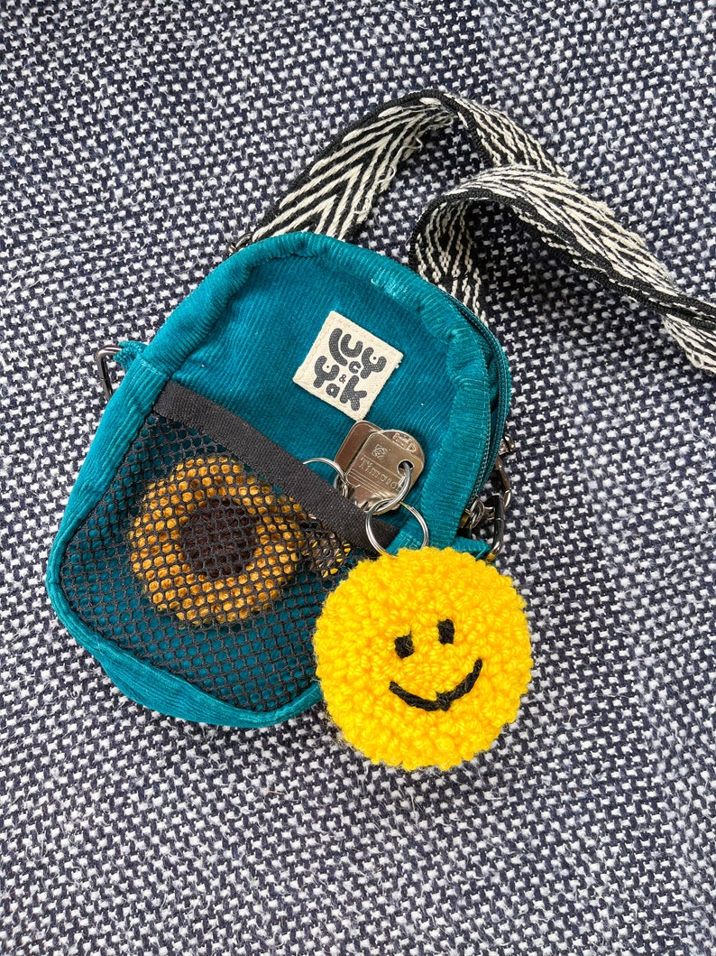 Custom happy key ring, personalised chunky key chain, bag decoration, punch needle accessory, y2k aesthetic, smiling face image 3