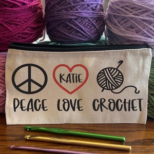 Personalized Crochet Hook Zipper Accessory Pouch, Gift for People who Crochet