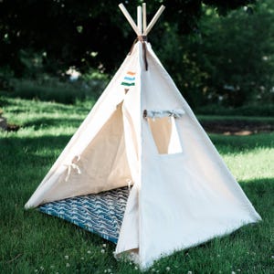 Kids Canvas Teepee Tent, Tribal Motif, Five Sizes