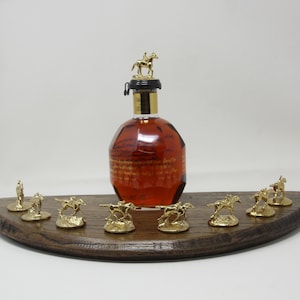 Blanton&#39;s Bourbon Stopper Display: Barrel Head Bottle & Cork Holder for Whiskey Collection