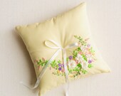 Romantic Embroidery Ring Pillow