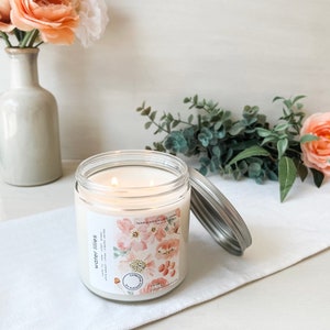 water lilies | soy wax candle | vegan + natural ingredients